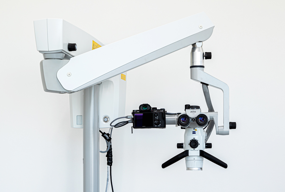 世界トップシェア・カールツァイス社のマイクロスコープ(高精度顕微鏡）